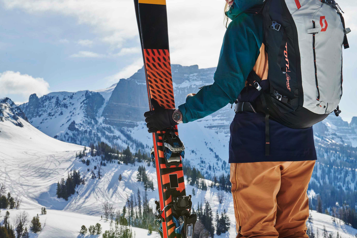 Garmin Fenix 7 è lo sport watch con schermo touch e torcia