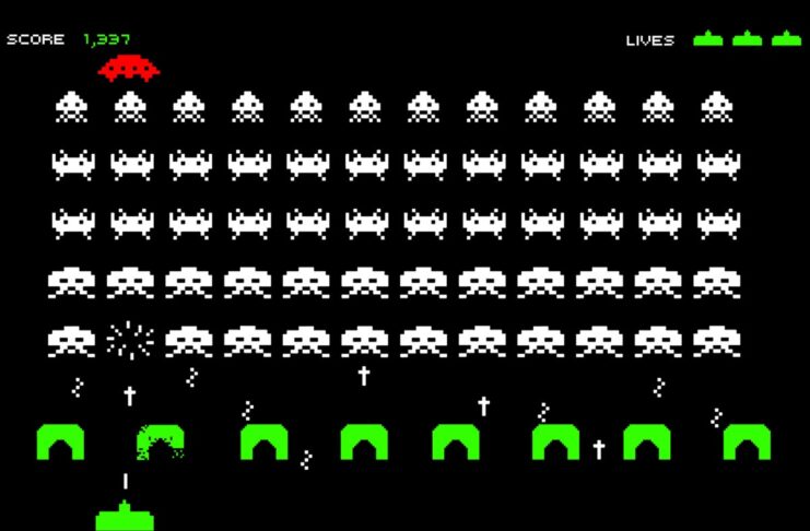 Space Invaders, il successo dell’iconico gioco grazie anche a limitazioni della CPU dell’epoca