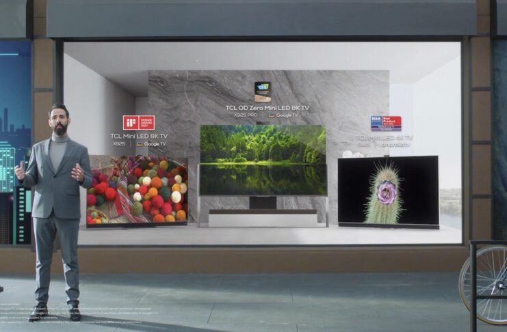TCL mostra il TV mini LED 8K da 85” più sottile al CES 2022