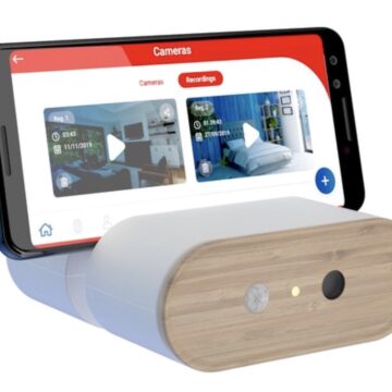 Adriano trasforma vecchi smartphone e tablet in hub per la casa smart