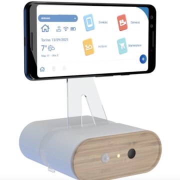 Adriano trasforma vecchi smartphone e tablet in hub per la casa smart
