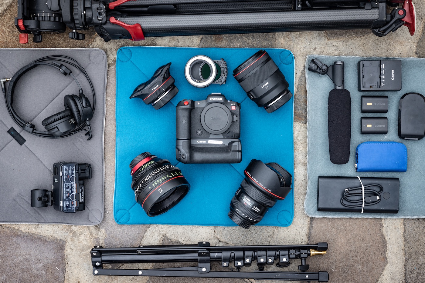 Canon presenta Cinema EOS 8K Full Frame la video-fotocamera ibrida Canon presenta Cinema EOS 8K Full Frame la video-fotocamera ibrida