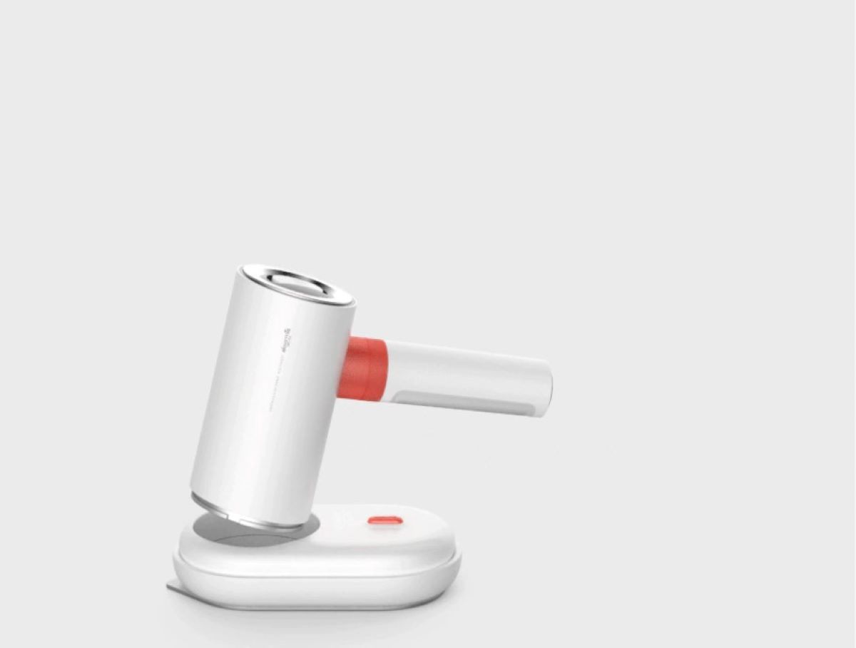 Il ferro da stiro verticale da viaggio Xiaomi in offerta a 56 euro Il ferro da stiro verticale da viaggio Xiaomi in offerta a 56 euro