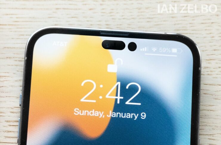 iPhone 14, invece del notch avrà due fori nello schermo