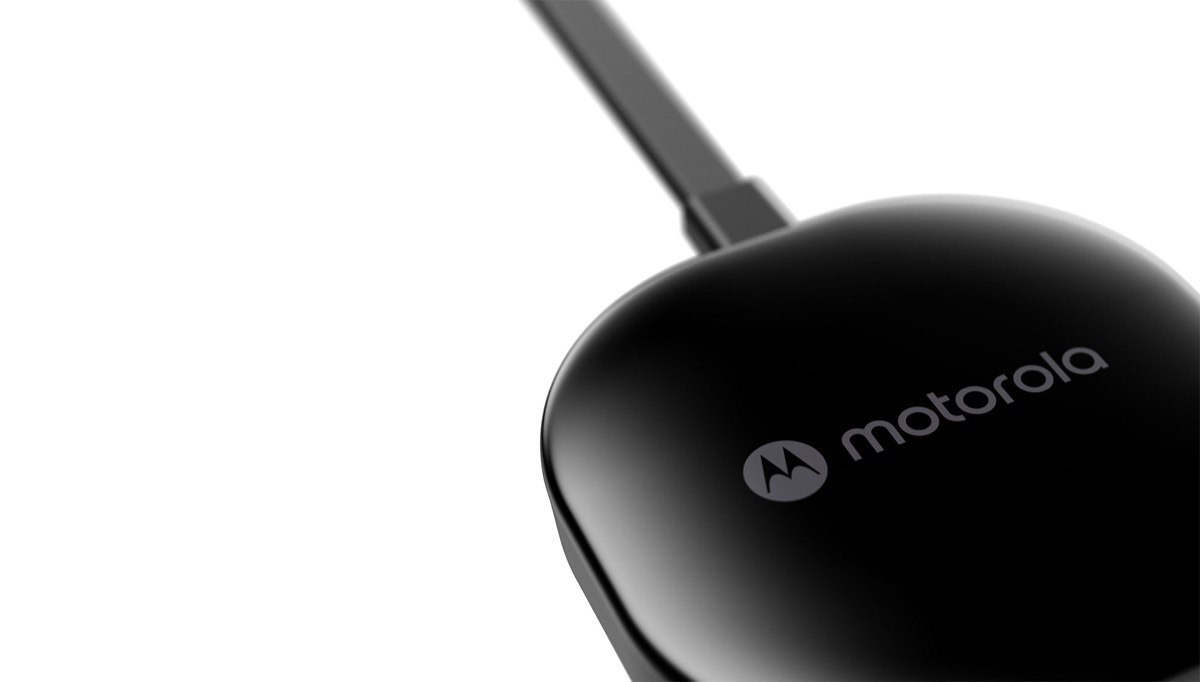 Al CES 2022 Motorola MA1 rende Android Auto wireless per tutti