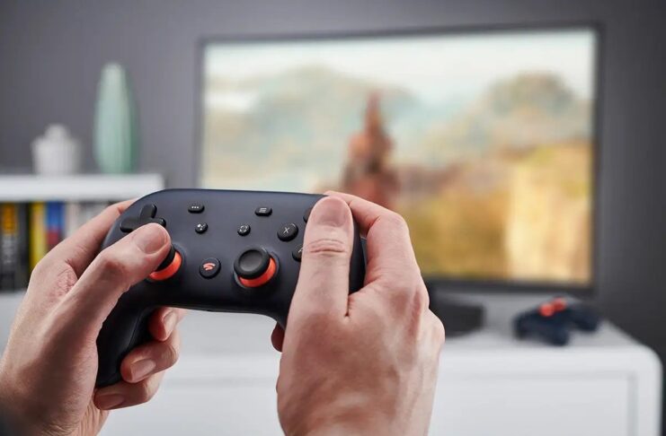 Le TV Samsung 2022 supporteranno Nvidia GeForce Now e Google Stadia