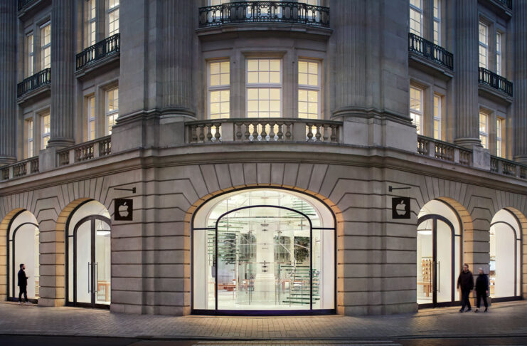 Rapina in un Apple Store, liberati gli ostaggi ad Amsterdam