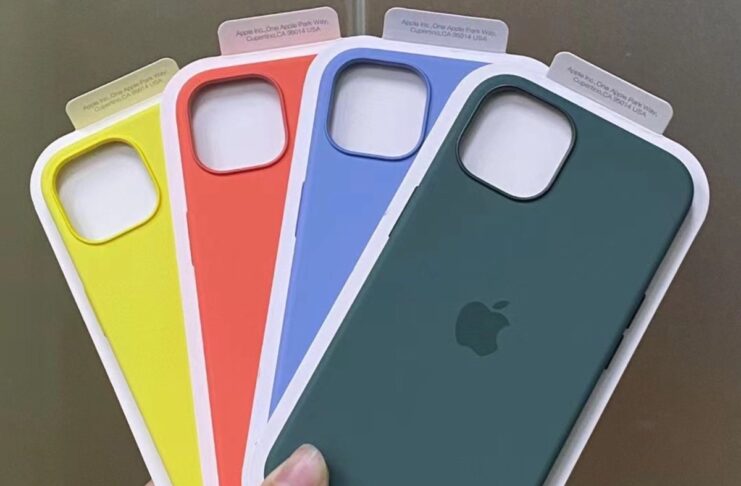Apple prepara le custodie MagSafe iPhone 13 Primavera 2022