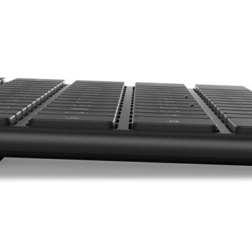 Recensione Microsoft Designer Compact Keyboard, la tastiera per chi scrive (soprattutto su Windows)