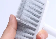 Il kit di pulizia Hagibis per tastiera e cuffie, oltre gli Airpods