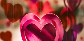 Spotify svela canzoni e playlist più ascoltate a San Valentino