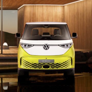 Volkswagen, ufficiali ID. Buzz e ID. Buzz Cargo, furgoni 100% elettrici