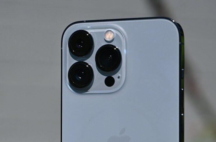 iPhone 14, bump fotocamera posteriore rimarrà per ospitare sensori da 48 megapixel?