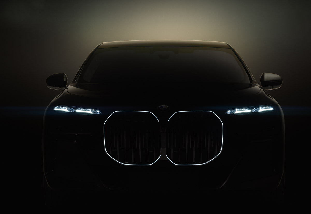 BMW i7 arriverà il 20 aprile e promette 600 km di autonomia