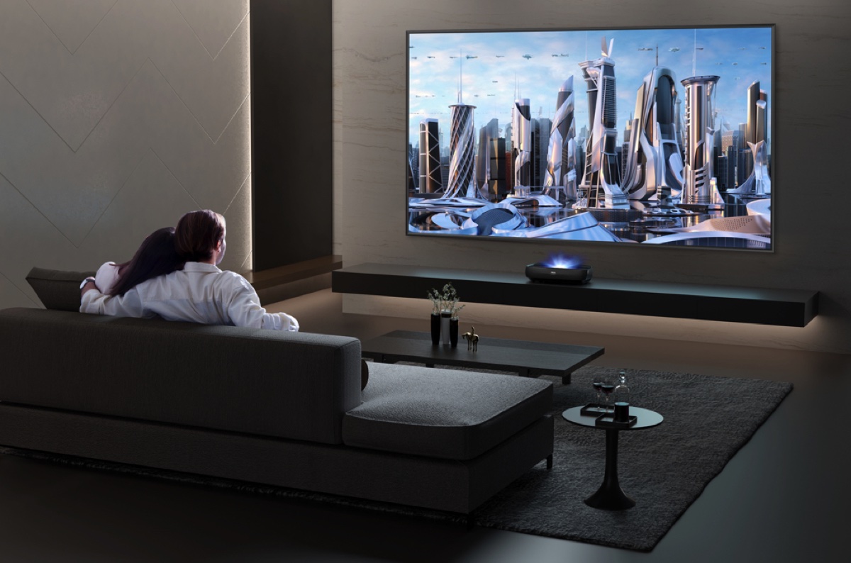 Hisense Laser TV L9G da 100” e 120” porta il cinema a casa