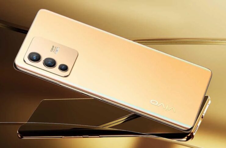 Arriva in Italia vivo V23 5G,