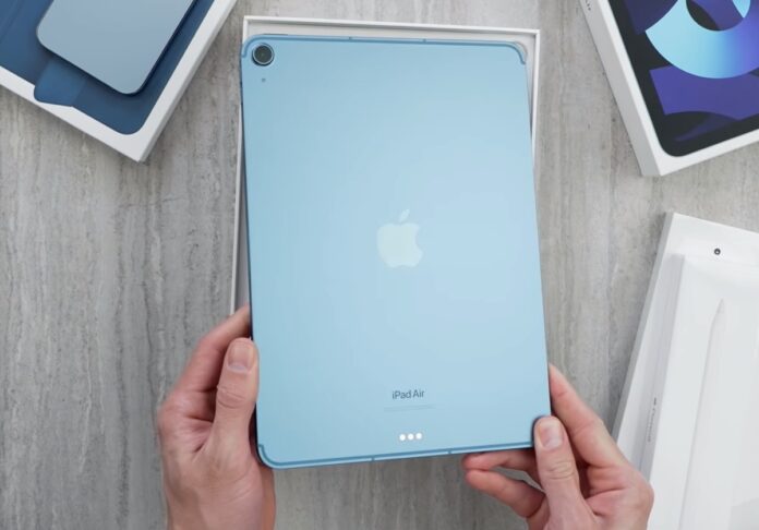 iPad Air 5, alcuni utenti lamentano problemi di qualità e scricchiolii