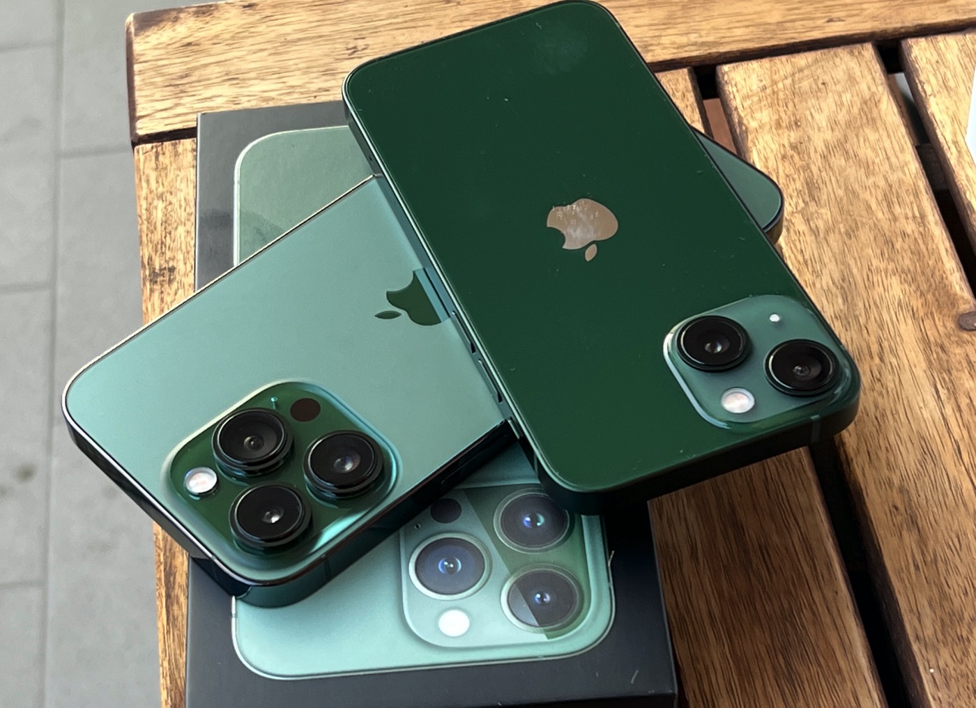 Tutte le sfumature del verde di iPhone 13