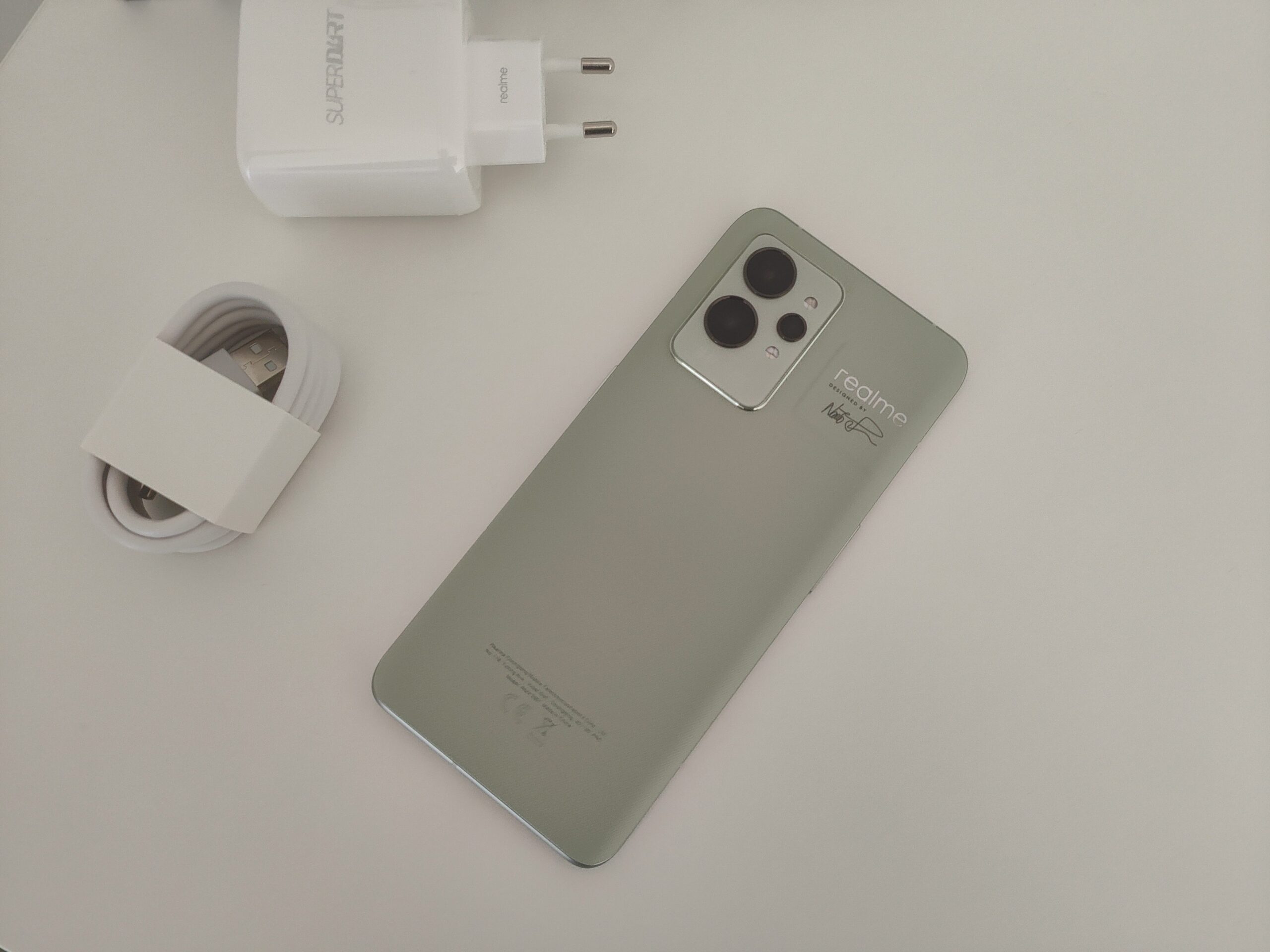 Recensione Realme GT 2 Pro, piacevole e performante