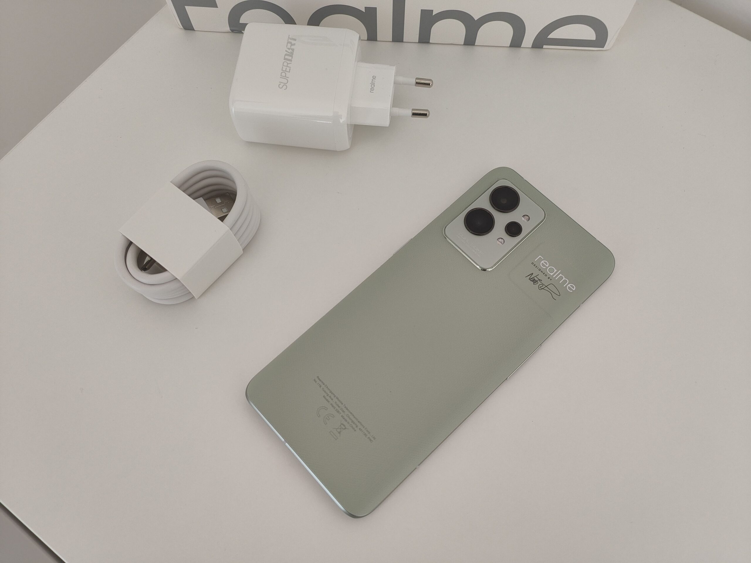 Recensione Realme GT 2 Pro, piacevole e performante