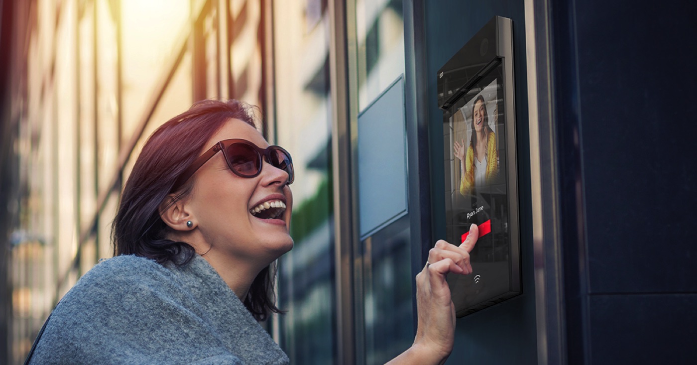 2N IP Style è il citofono smart premiato per il design