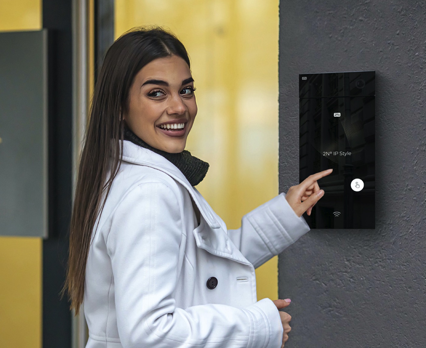 2N IP Style è il citofono smart premiato per il design