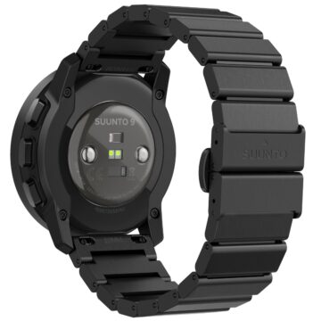 Suunto 9 Peak Full Titanium, ecco l’orologio elegante e sportivo per avventurieri