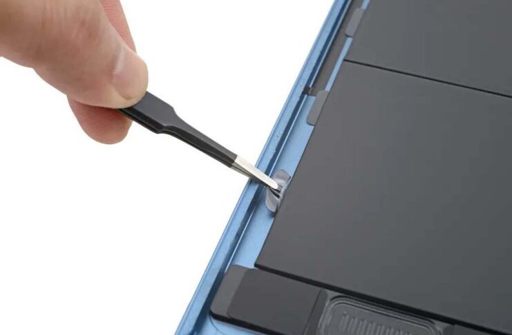 Nell’iPad Air di quinta generazione più facile rimuovere la batteria