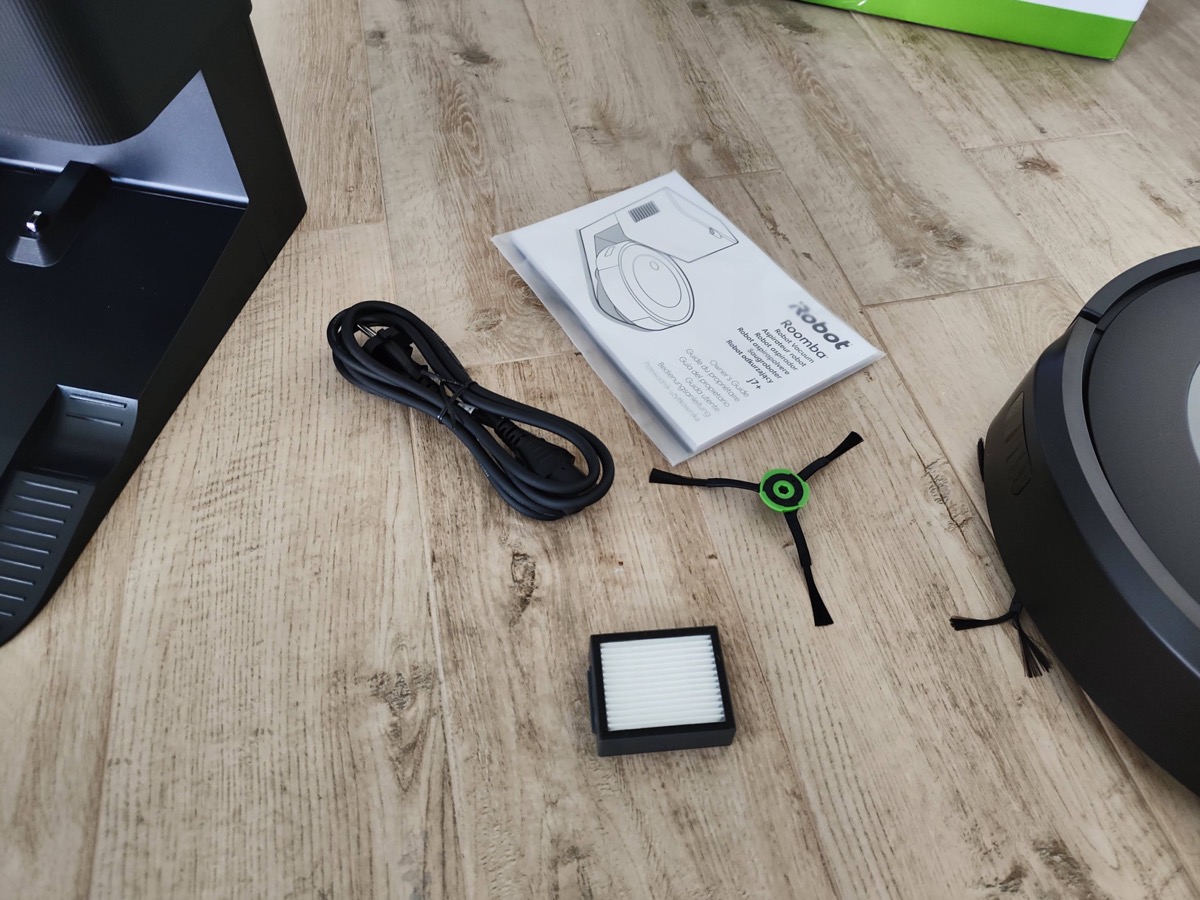 Recensione Roomba J7+, l’aspirapolvere che vede e segnala gli ostacoli