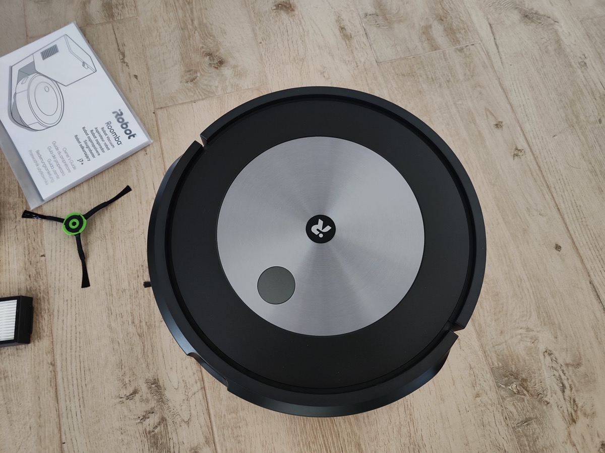 Recensione Roomba J7+, l’aspirapolvere che vede e segnala gli ostacoli