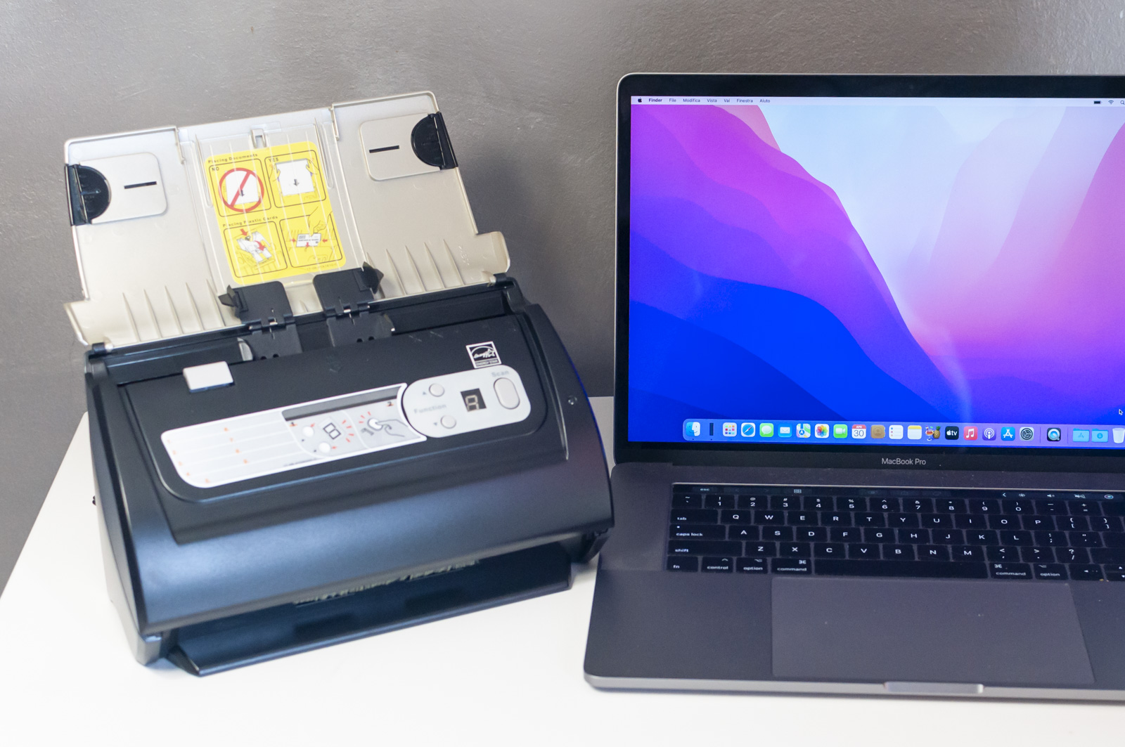 Recensione Plustek SmartOffice PS388U, lo scanner più veloce del mondo è piccolissimo