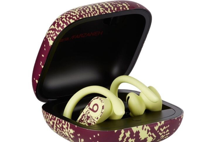 Powerbeats Pro edizione speciale con una designer di Londra