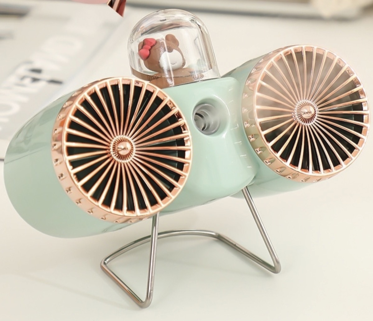 Estate al fresco con il mini ventilatore a doppia elica a 22 euro