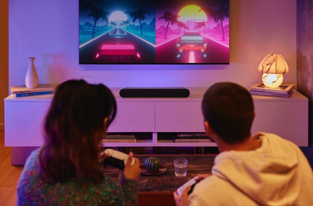 La soundbar Sonos Ray porta musica connessa e suono da cinema a tutti