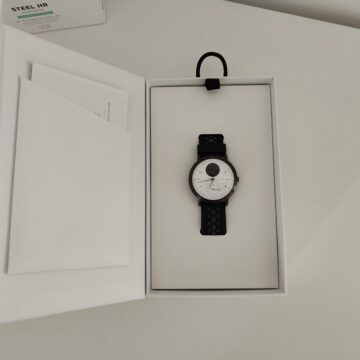 Recensione Withings Steel HR Sport, ibrido anche nell’aspetto elegante e sportivo