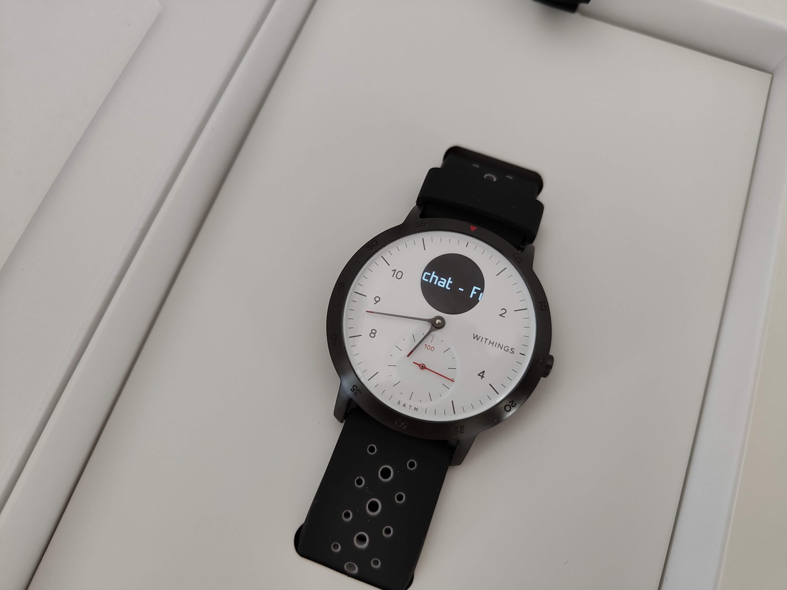 Recensione Withings Steel HR Sport, ibrido anche nell’aspetto elegante e sportivo