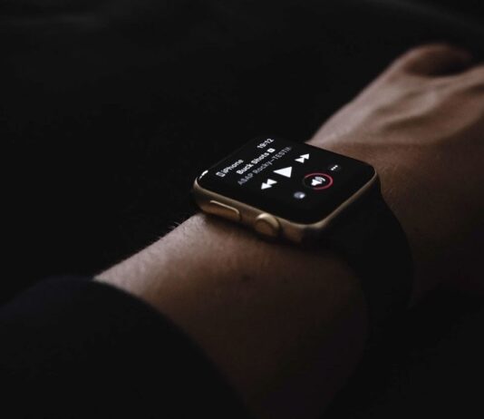 Come aggiungere musica su Apple Watch
