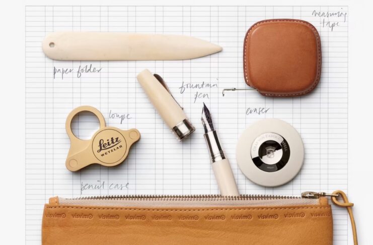 Jony Ive svela i suoi 12 strumenti di lavoro di lusso