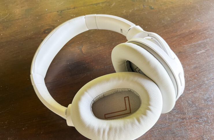 Recensione cuffie Creative Zen Hybrid, il silenzio è musica anche in strada, senza paura
