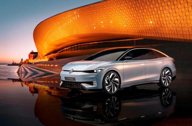 ID. AERO è la concept car completamente elettrica di Volkswagen