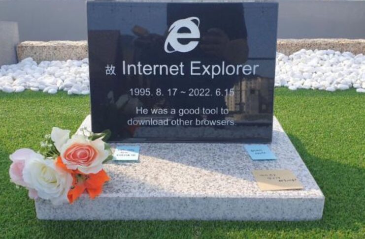 Internet Explorer è morto e qualcuno gli ha fatto la lapide