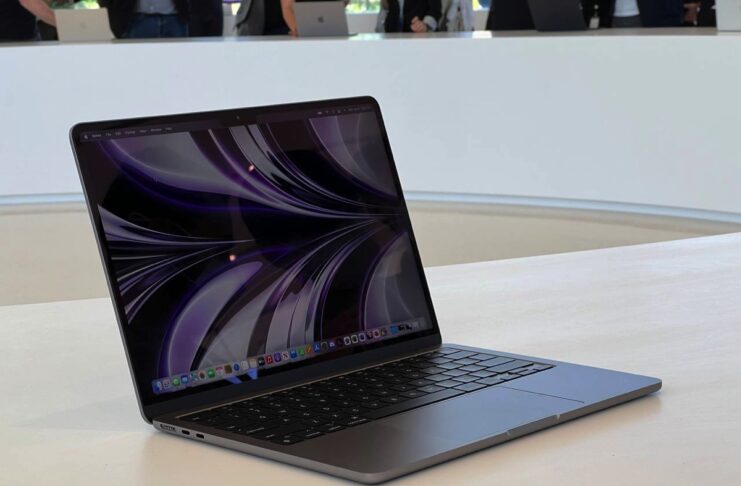 MacBook Air 2022 con M2 Apple