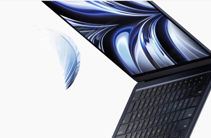 Apple svela il nuovo MacBook Air 2022 con chip M2