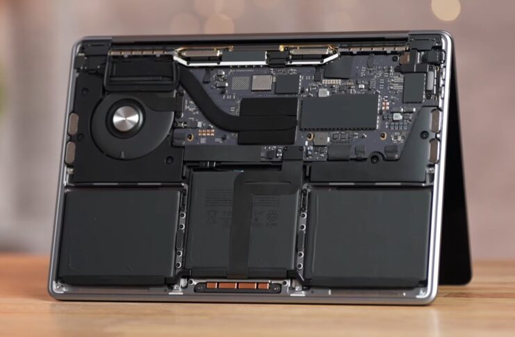 Il lento disco del MacBook Pro M2 rallenta l’intera macchina