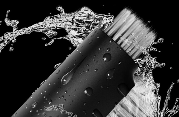 Spazzola elettrica per pulire le scarpe a 34,48 euro