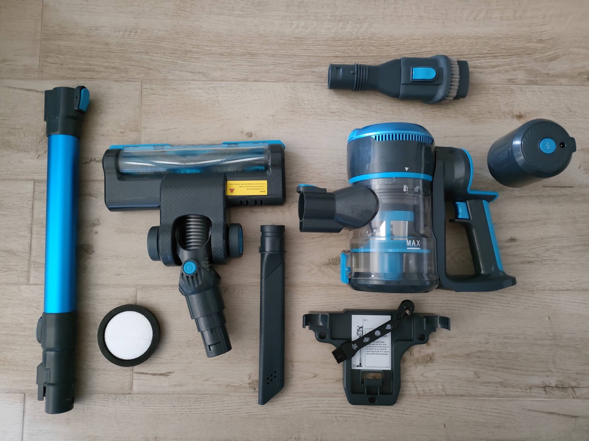 Recensione aspirapolvere verticale Lubluelu, tra le più economiche