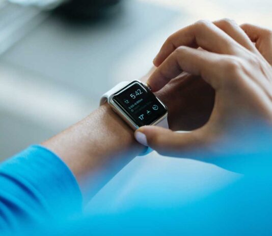 Un Apple Watch “Sport Estremi” con display più grande in arrivo quest’anno?