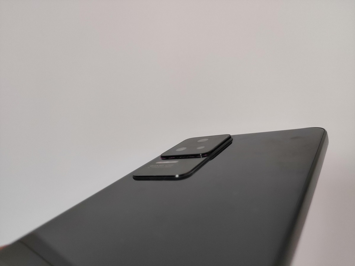 Recensione POCO F4, un terminale onesto con le carte in regola