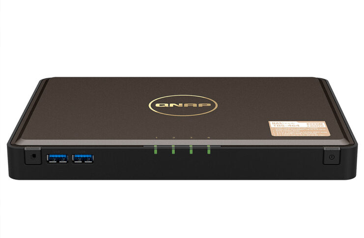 Recensione QNAP TBS-464, il NAS perfetto se avete esigenze Pro ma in lavoro ibrido