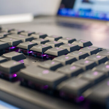 Recensione Razer Deathstalker V2 Pro: tastiera laser che sfida il mondo meccanico